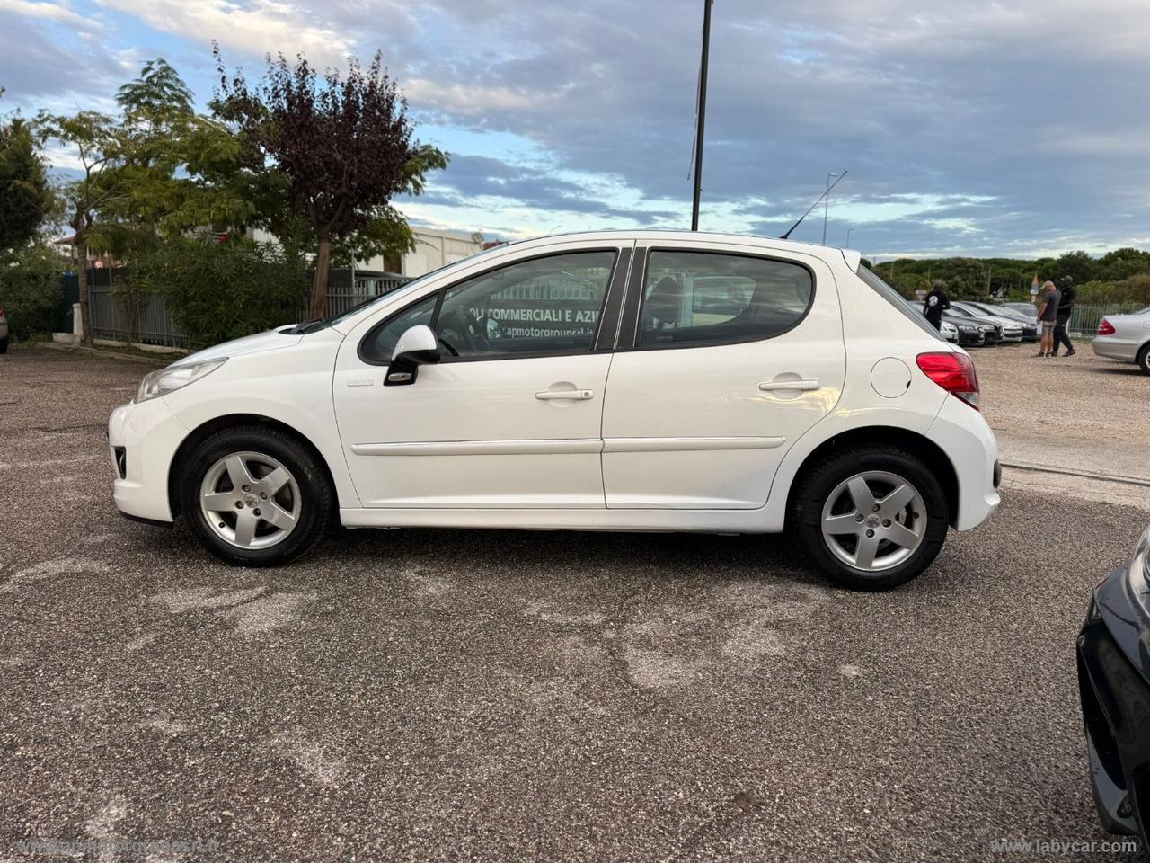 PEUGEOT 207 1.4 VTi 95 CV 5p. Millesim 200