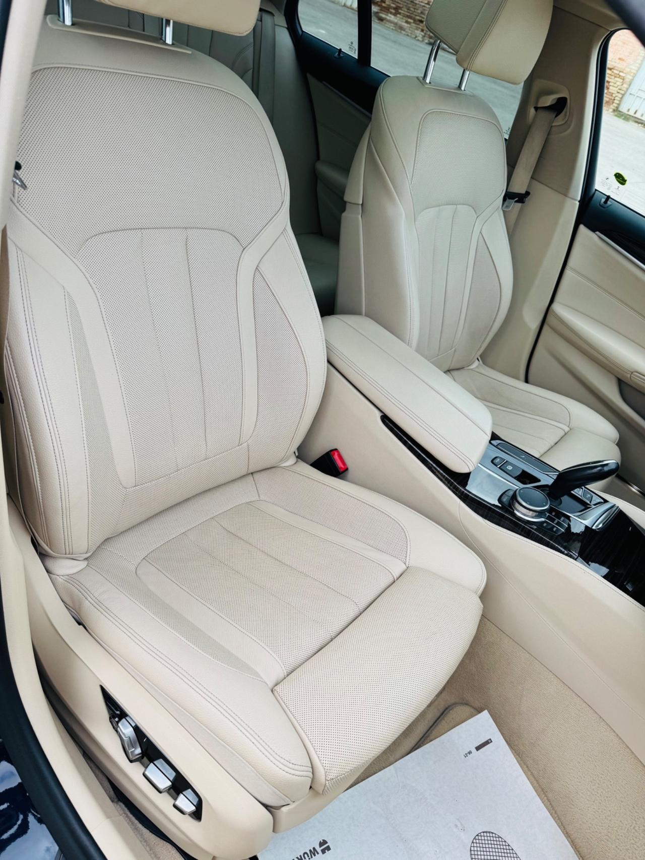 Bmw 520 520d xDrive Luxury