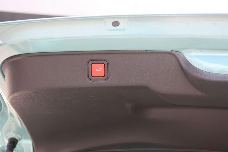 FIAT 600 Hybrid MHEV La Prima