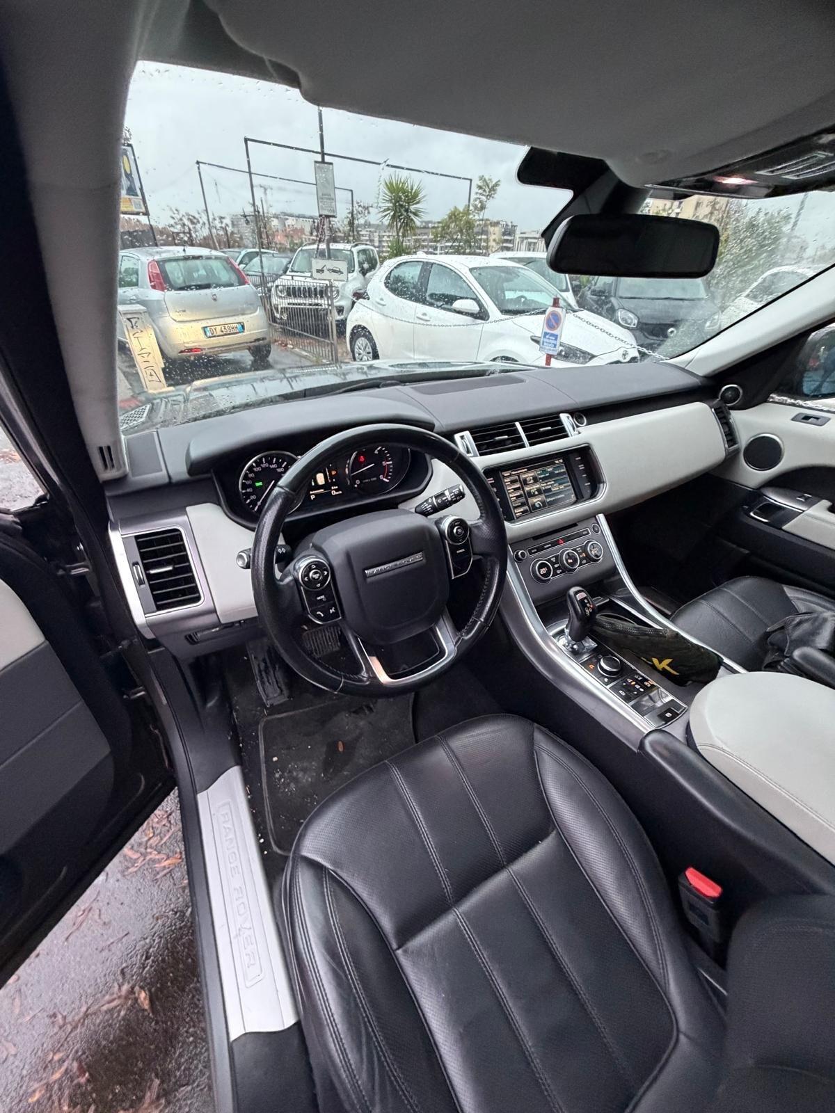 Land Rover Range Sport 3.0 TDV6 HSE R Dynamic Tetto
