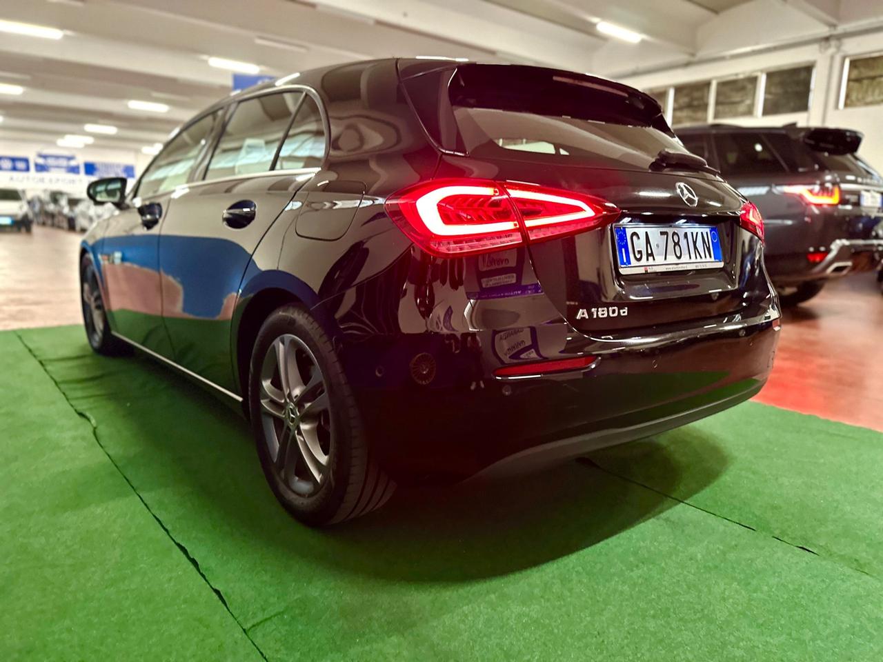 Mercedes-benz A 180 d Automatic Premium/2021/okneopatentati
