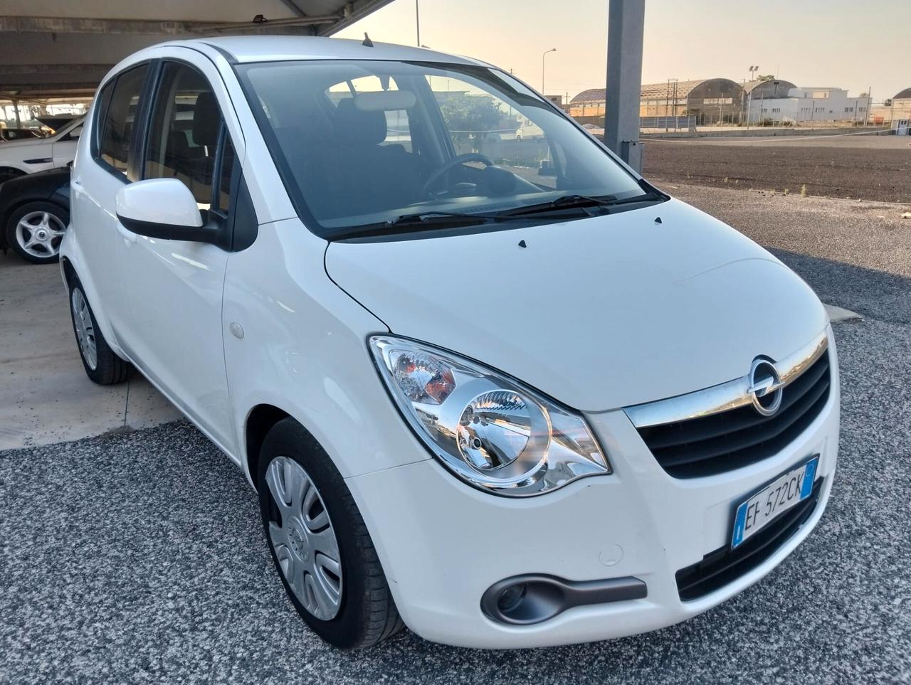 Opel Agila 1.2 16V 86CV Enjoy 2010
