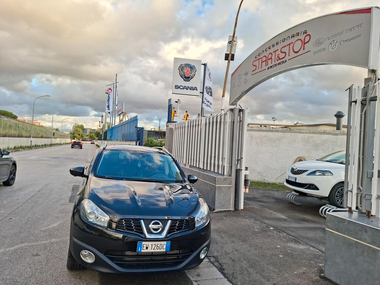Nissan Qashqai 1.5 dCi DPF 360