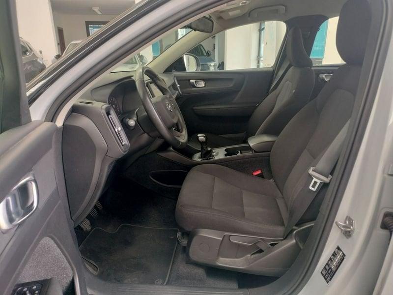 Volvo XC40 T2 Momentum Core