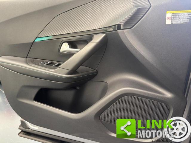 PEUGEOT 2008 PureTech 100 S&S Allure Pack KM CERT, LED.