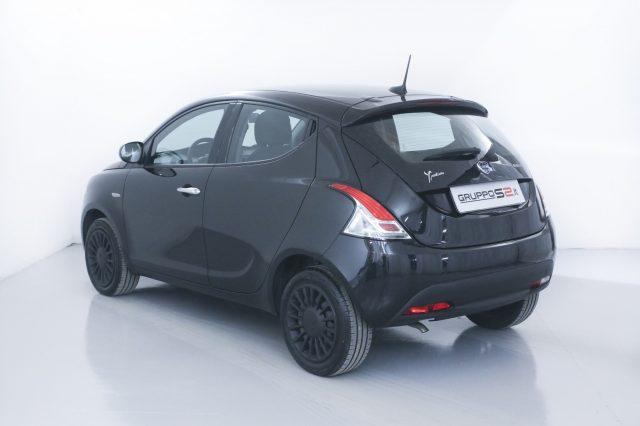 LANCIA Ypsilon 1.0 FireFly 5 porte S&S Hybrid Silver NEOPATENTATI