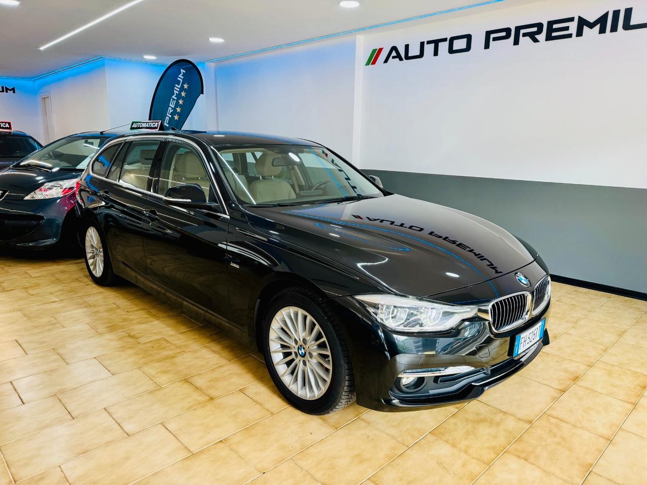 Bmw 316d Touring Luxury Autom/LED/Navi