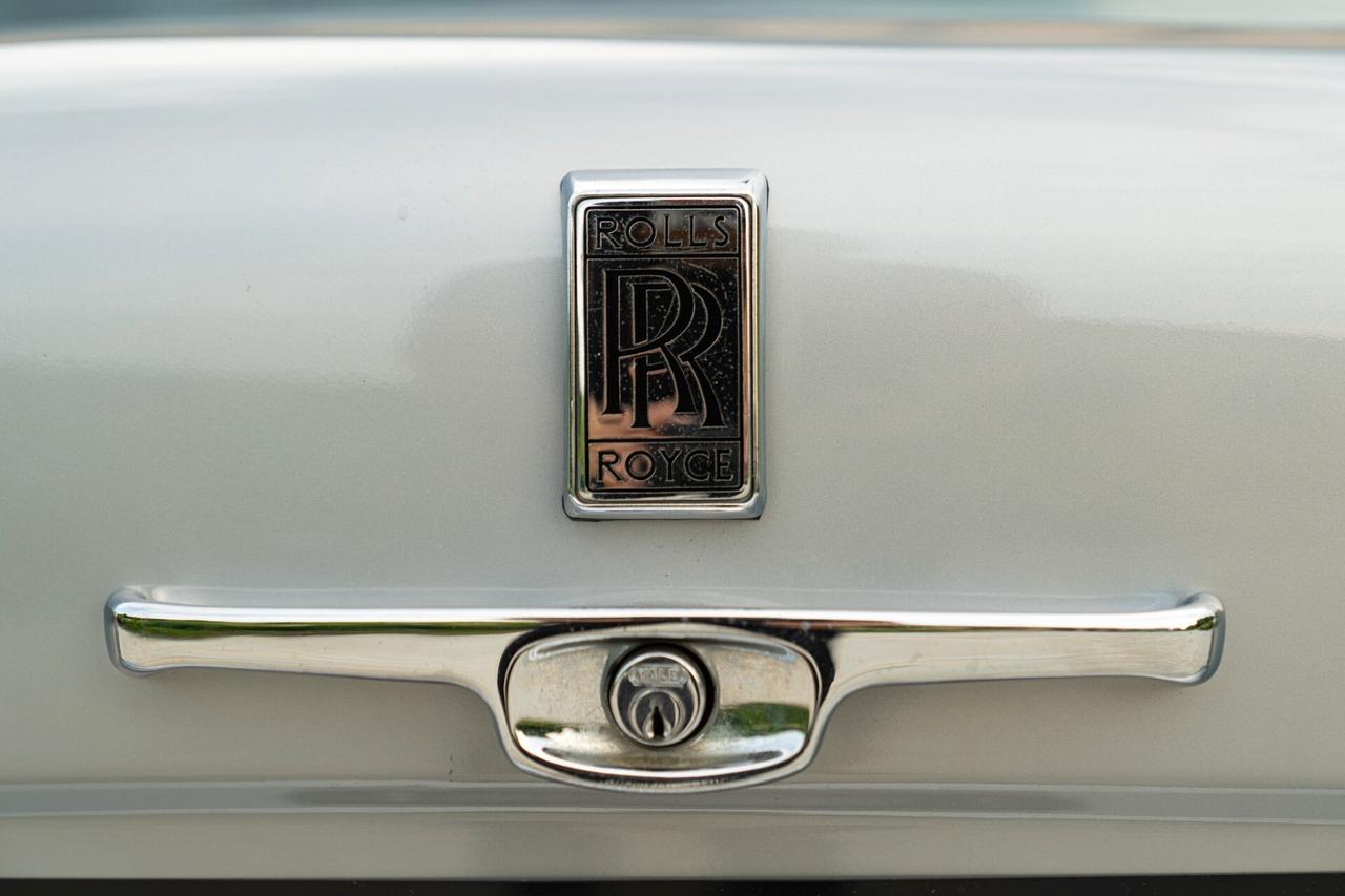 Rolls Royce Silver Wraith - ROL00023