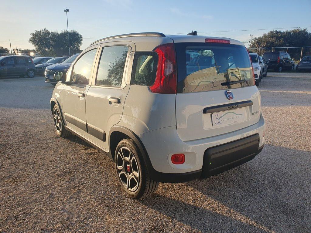 Fiat Panda 1.0 Hybrid 70CV City Life Km.0