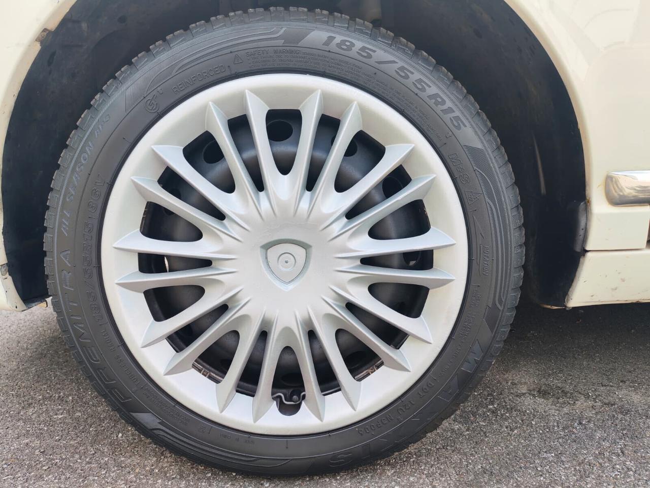 Lancia Ypsilon - EURO 5 !!!