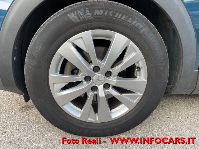 PEUGEOT 3008 BlueHDi 130 EAT8 Active Business - PROMO