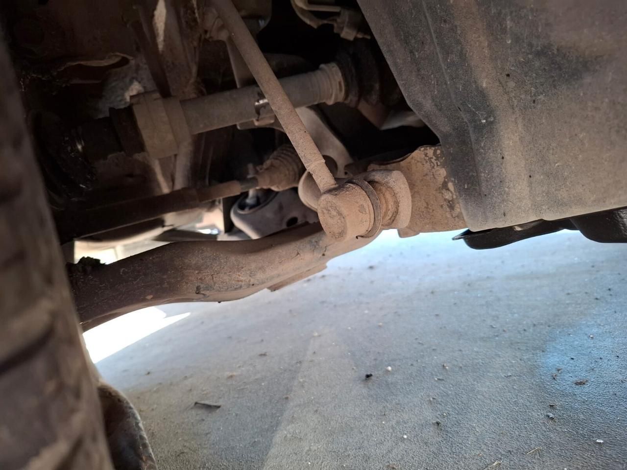 Toyota RAV 4 2.2 D-CAT 4WD - SINISTRATO