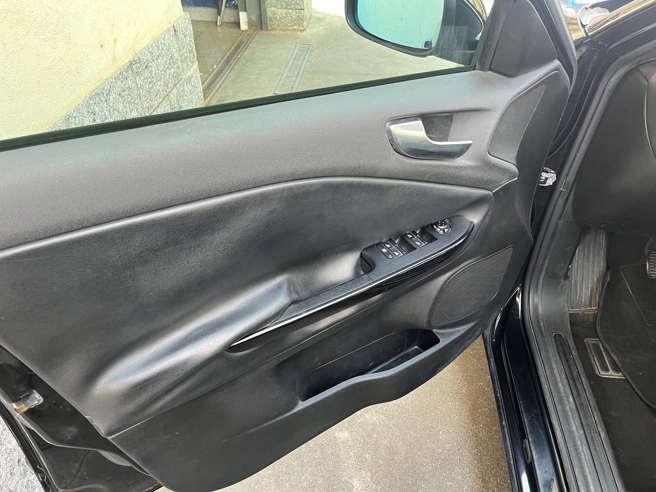 Alfa Romeo Giulietta 2.0 JTDm-2 140 CV Exclusive