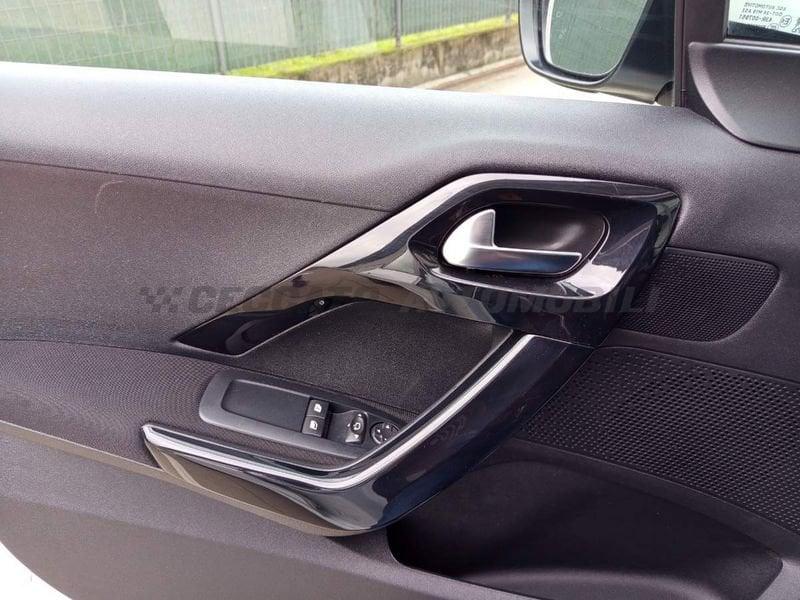 Peugeot 208 208 5p 1.2 puretech Active gpl 82cv