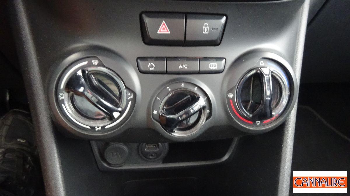 PEUGEOT - 208 - 1.2 VTi 82 CV 5p. Allure