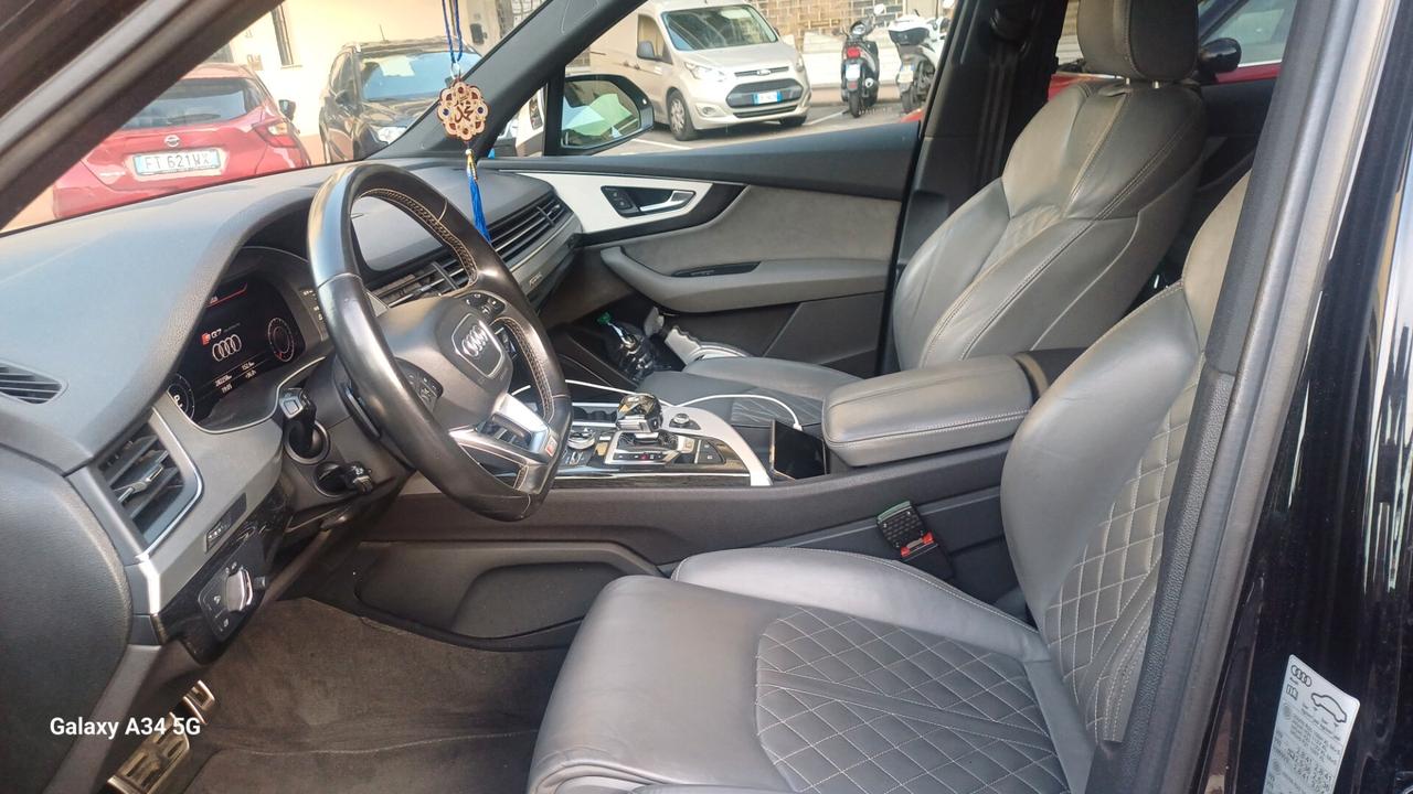 Audi Q7 SQ7 4.0 V8 TDI QUATTRO S-LINE