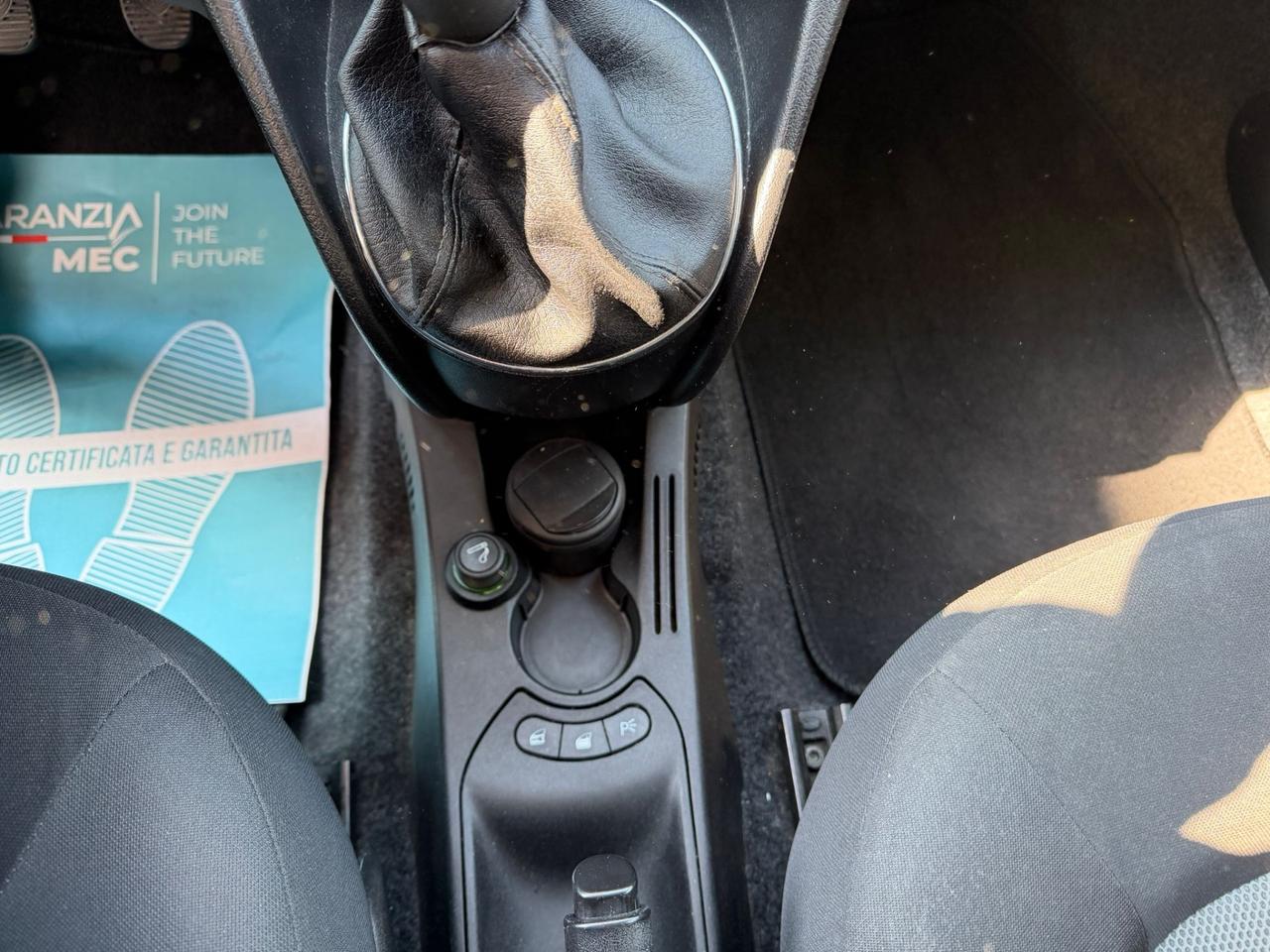 Lancia Ypsilon 1.3 MJT 75 CV Argento