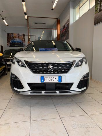 Peugeot 3008 Anno 2018 Eat8 m.o.t.ore 1500 130cv