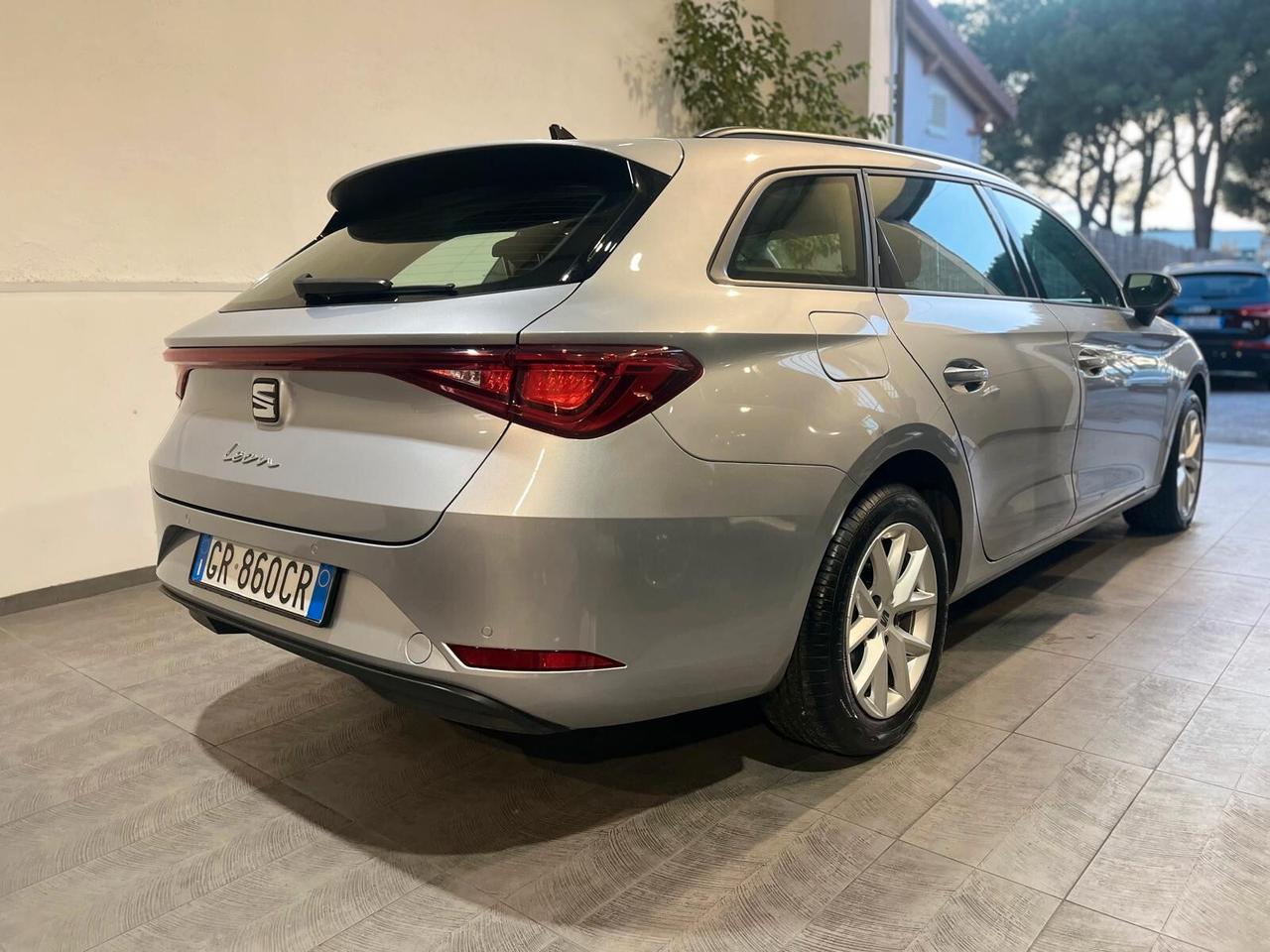 SEAT LEON SPORTSTOURER 2.0 TDI 150 CV DSG *2023* *UNICOPRO*