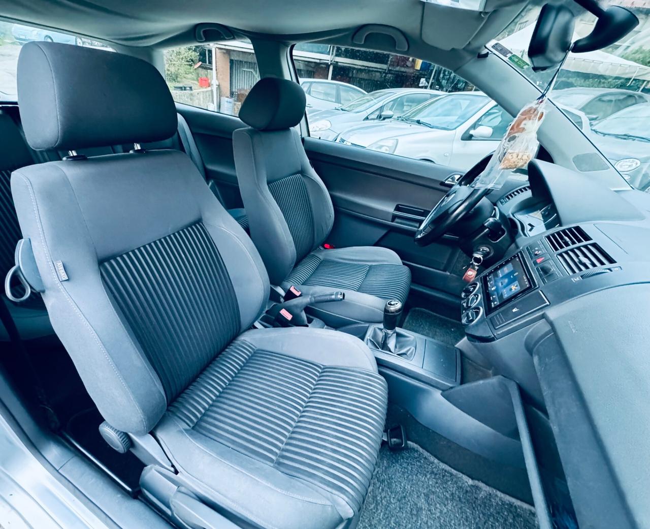 Volkswagen Polo 1.4/75CV 16V 3p. Sportline