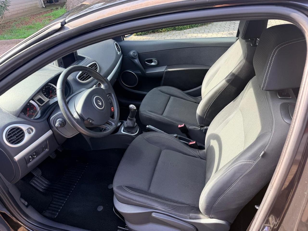 Renault Clio 1.2 NEOPATENTATO