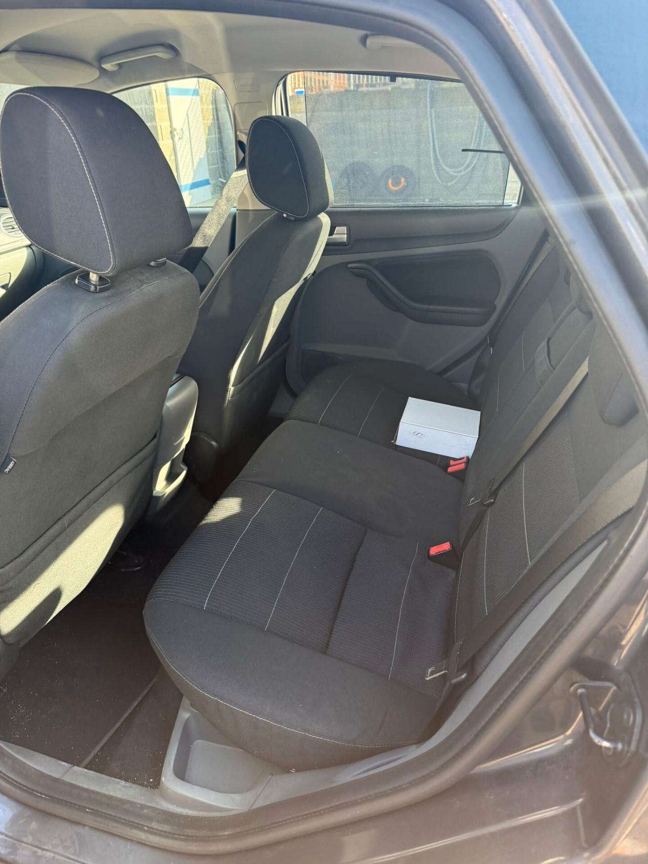 Ford Focus 1.6 TDCi (110CV) 5p. Tit. DPF