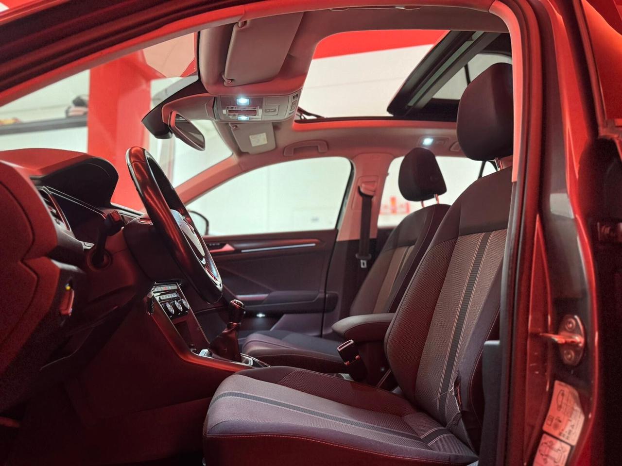 Volkswagen T-Roc 1.6 TDI SCR Advanced BlueMotion Technology