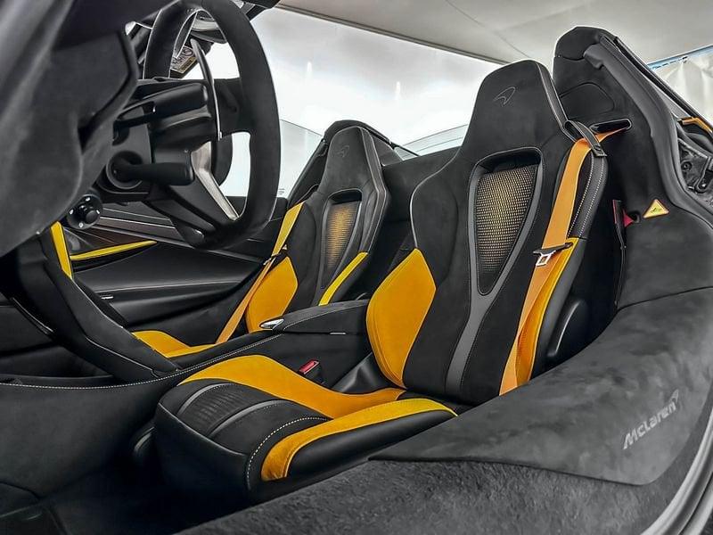 McLaren 750S Spyder 4.0 V8 SpiderMY27 - McLaren Milano