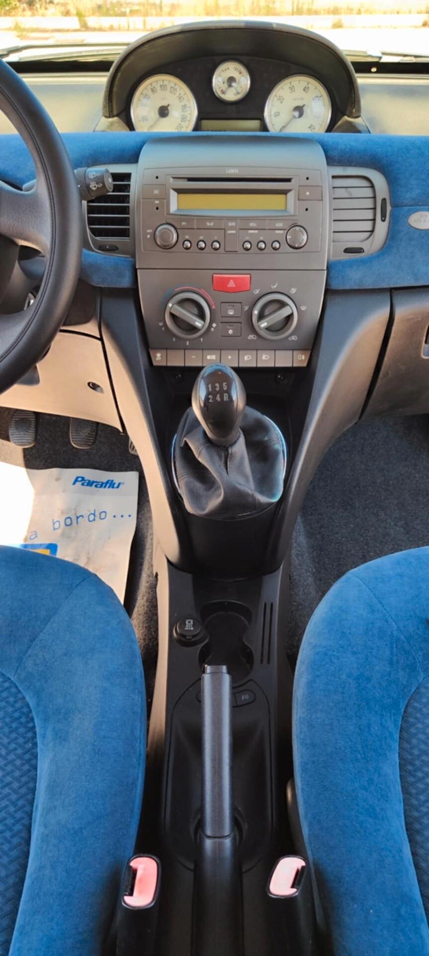 Lancia Ypsilon 1.3 Multijet 16V Platino