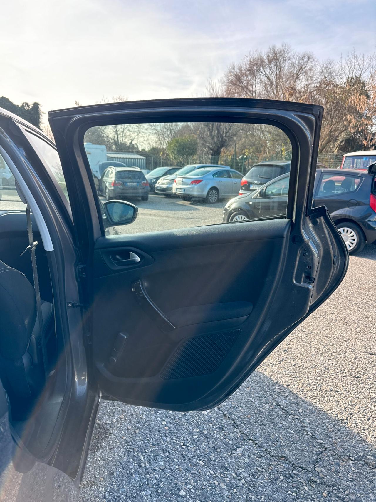 Peugeot 208 1.2 5p 61 kW E6 *Cinghia sost. 80k km*