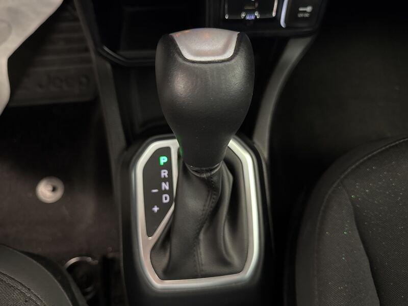 Jeep Renegade 2019 1.5 turbo t4 mhev Upland 2wd 130cv dct