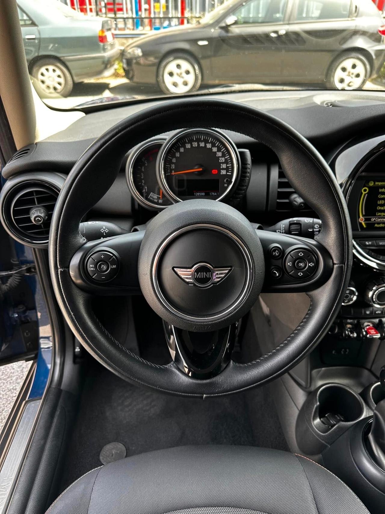 Mini 1.5 One D NEOPATENTATI (KM CERT)