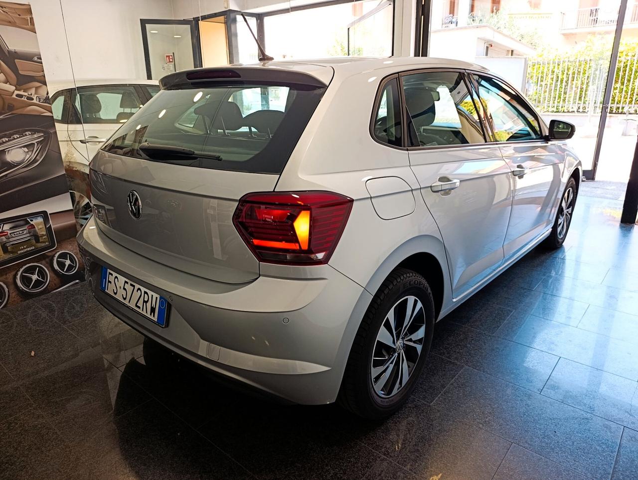 Volkswagen Polo 1.6 TDI 5p. 80cv Apple / Led /Clima bizona