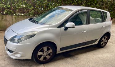 Renault Scenic Scénic X-Mod 1.5 dCi 110CV Dynamique
