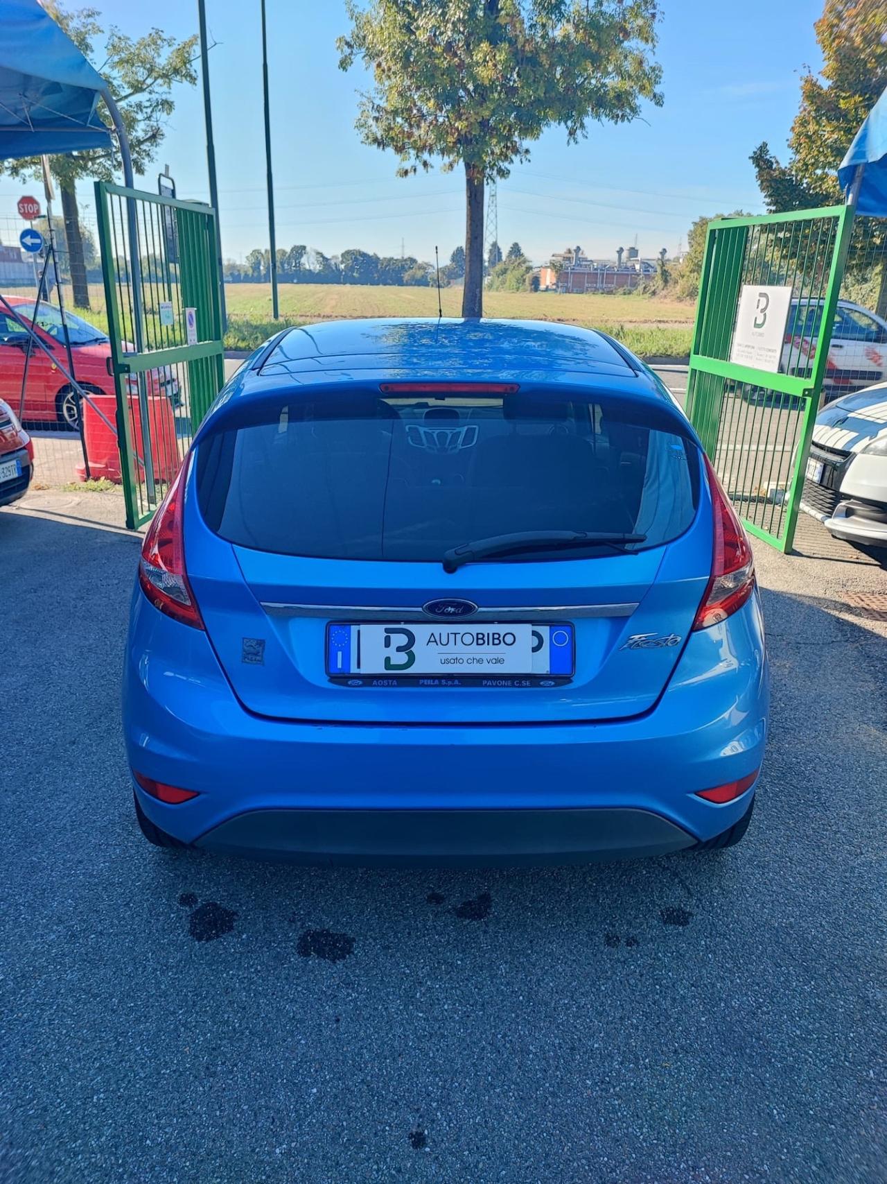 Ford Fiesta 1.4 5 porte Bz.- GPL Titanium