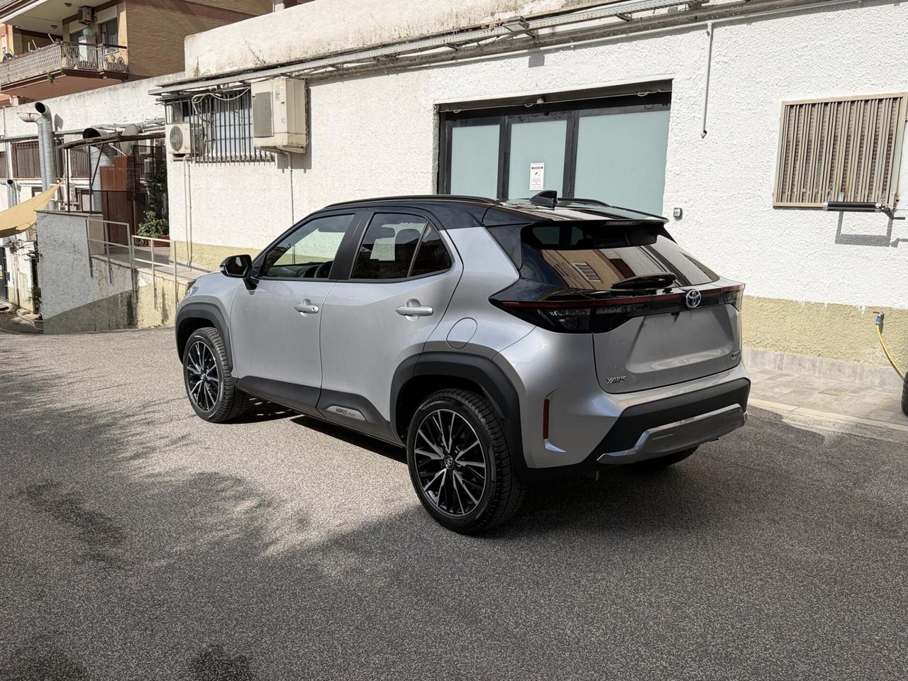 Toyota Yaris Cross 1.5 Hybrid 5p. E-CVT AWD-i Adventure