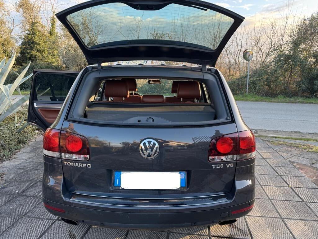 VW TOUAREG 3.0TDI V6 FULL OPTIONAL GARANZIA USATO12 MESI