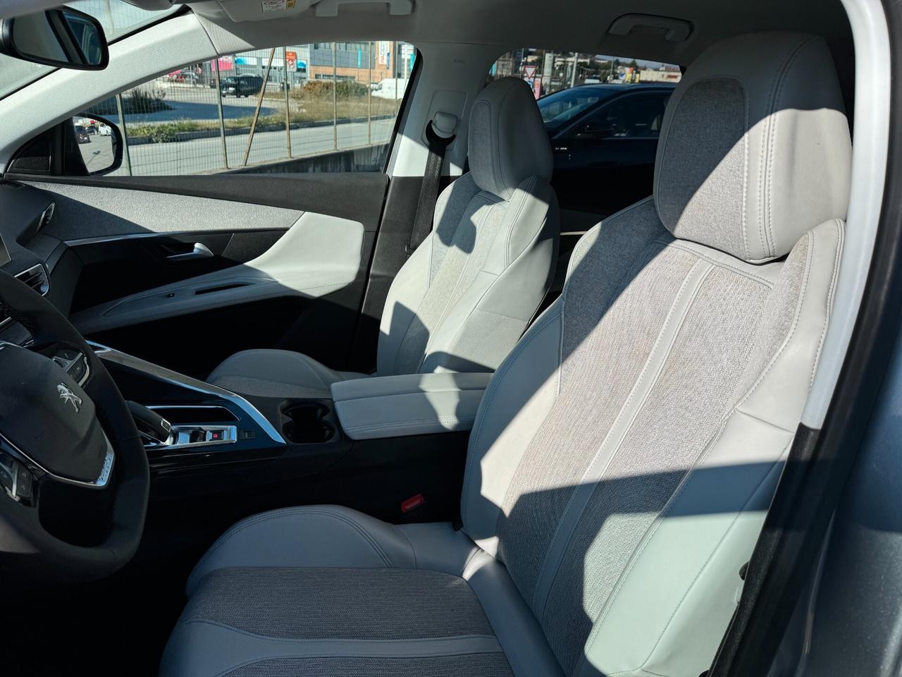 Peugeot 3008 BlueHDi 130 S&S Allure