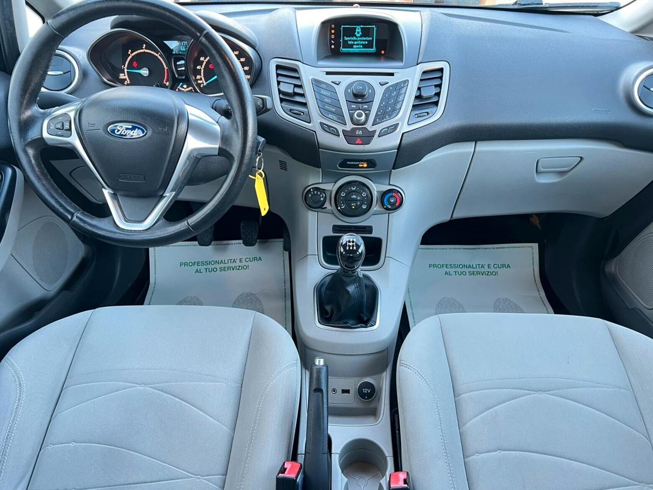 Ford Fiesta 1.5 TDCi 75CV 5 porte Titanium