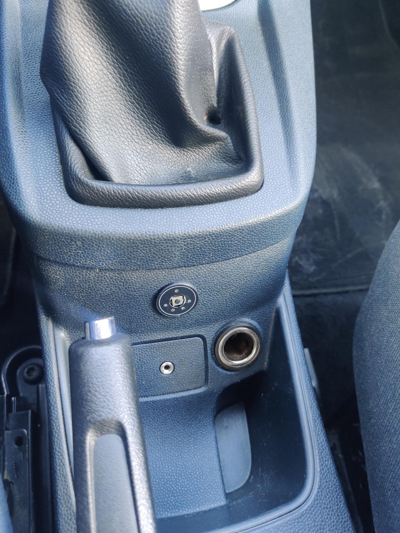 Ford Fiesta Fiesta+ 1.4 3 porte Bz.- GPL