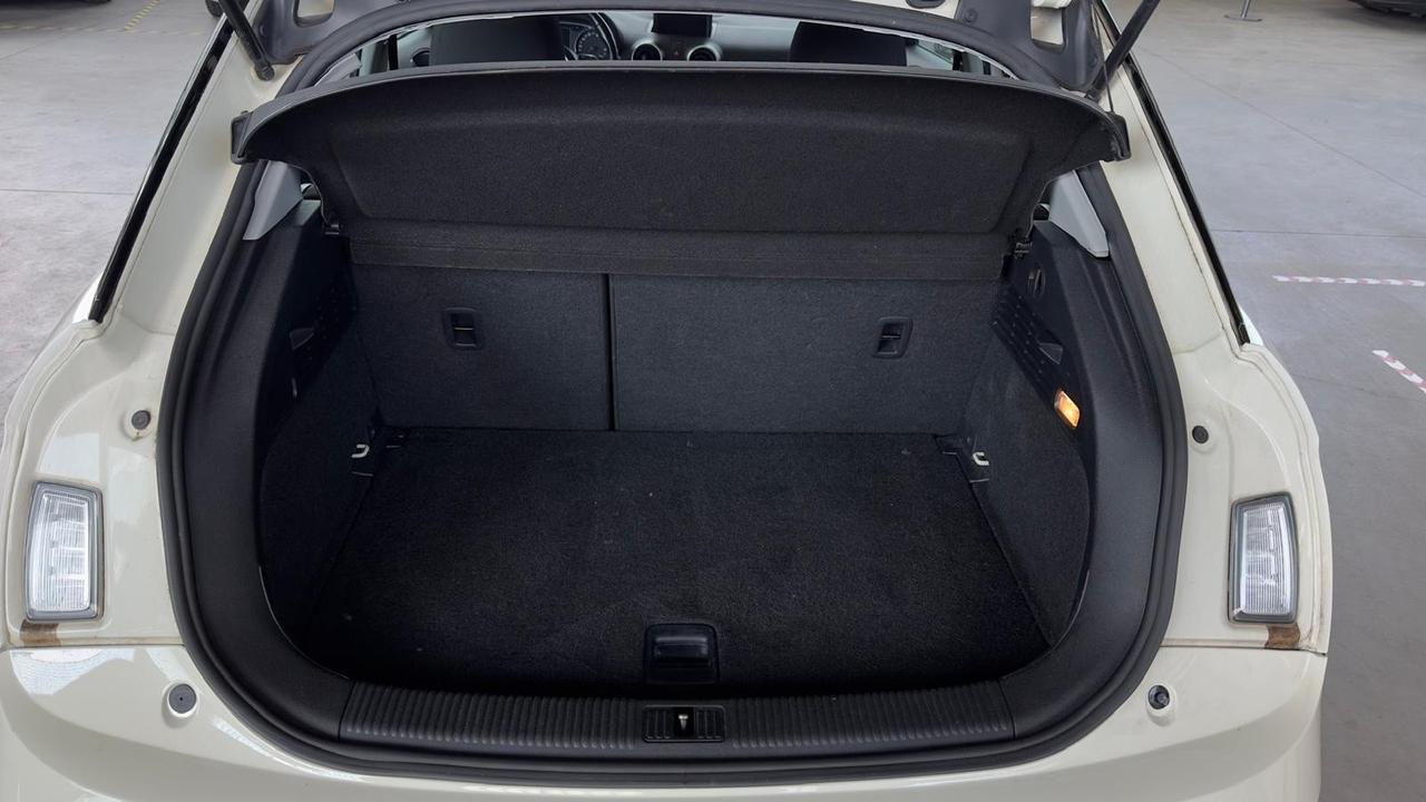 Audi A1 SPB 1.6 TDI ATTRACTION