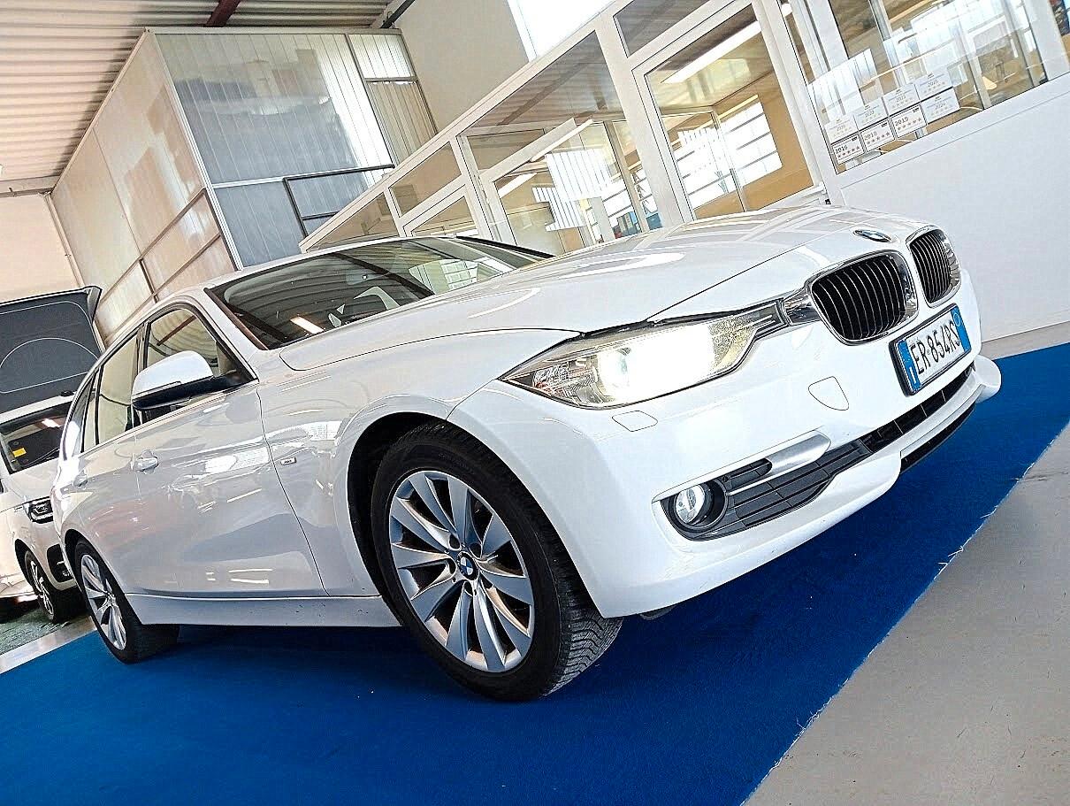 BMW 318 D Touring MODERN MANUALE LED 17" NAVI