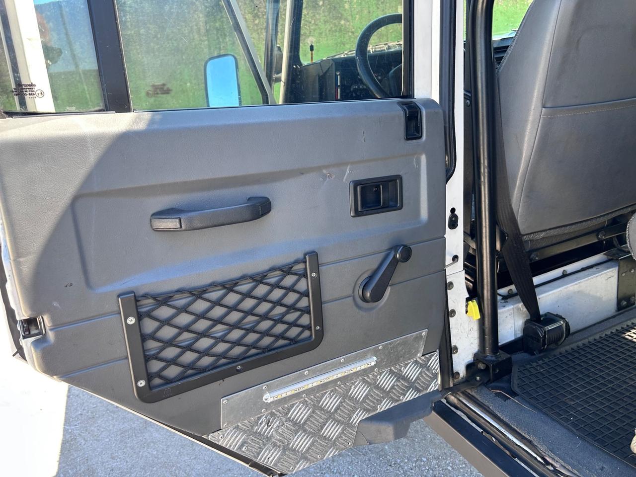 Land Rover Defender Fuoristrada