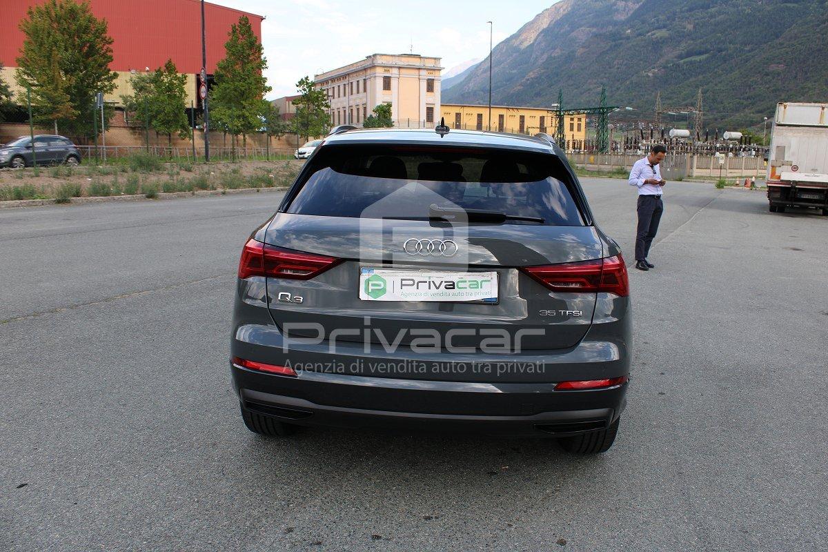 AUDI Q3 35 TFSI S tronic Business Advanced