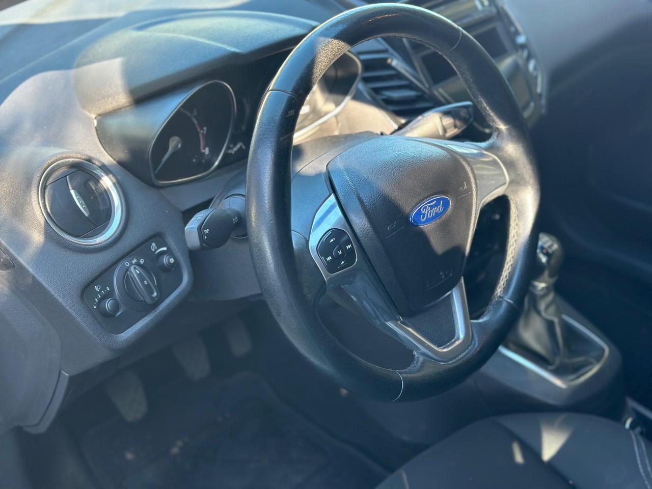 Ford Fiesta 1.2 60CV 5 porte Neopatentati