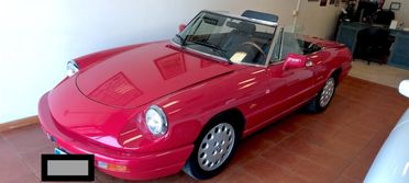 Alfa Romeo Spider 2.0i