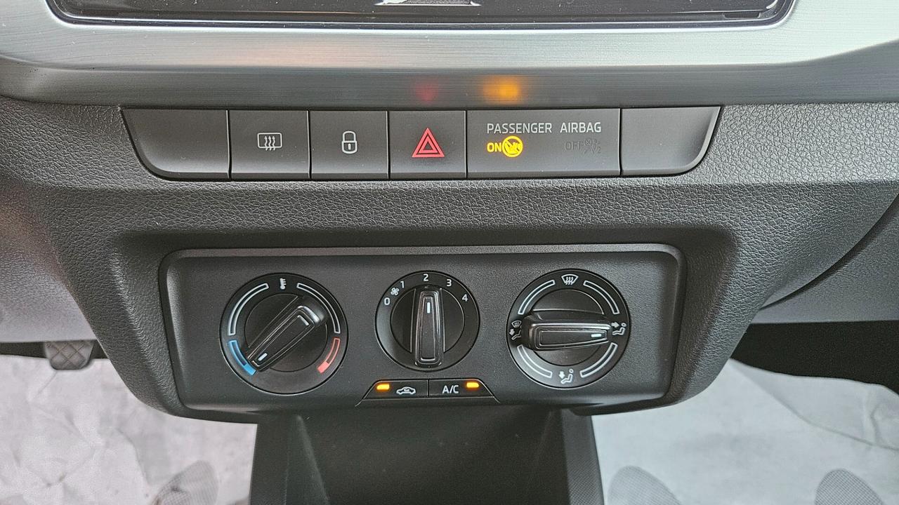 Skoda Fabia 1.0 mpi Business 75cv CRUISE-SENSORI-