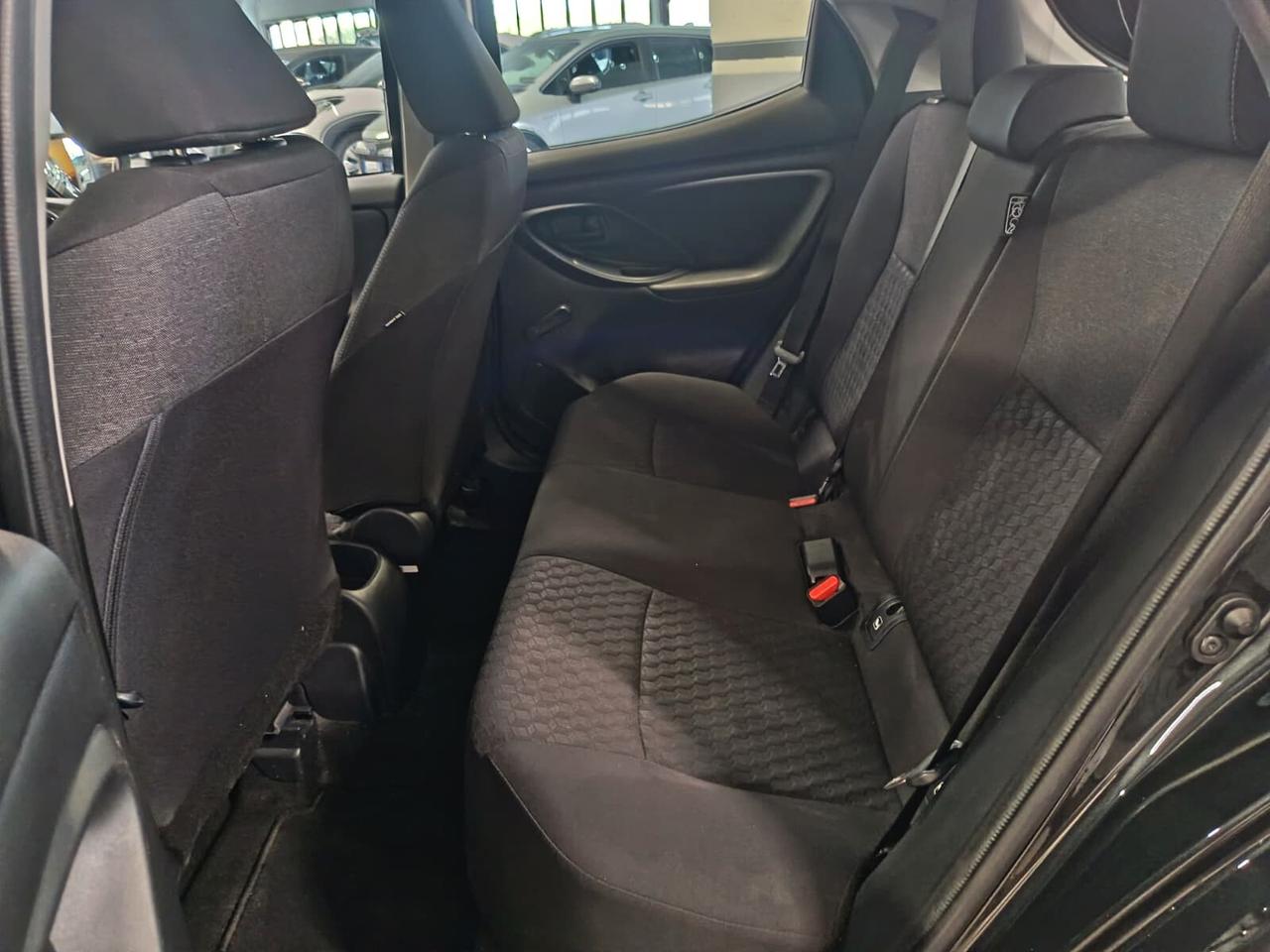 Toyota Yaris 1.0 5 porte Active