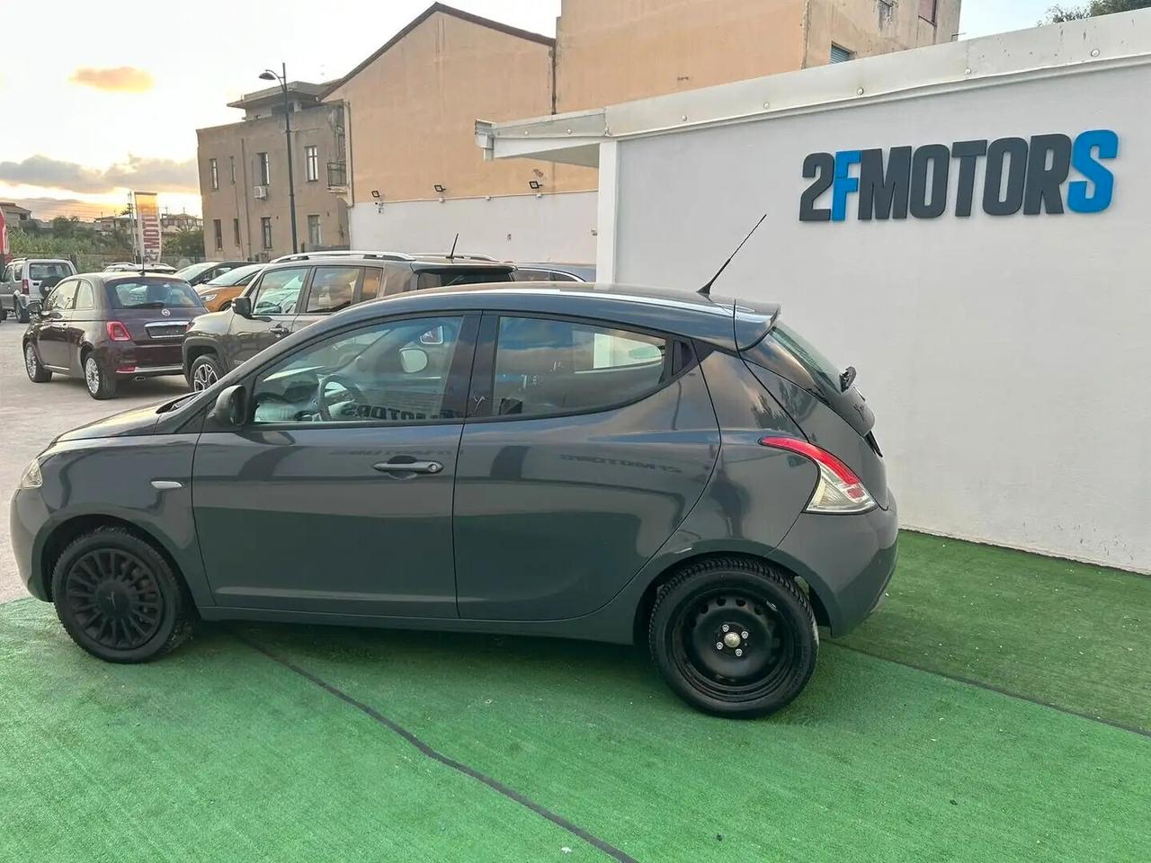 Lancia Ypsilon 1.2 Gold ecochic Gpl 69cv my16