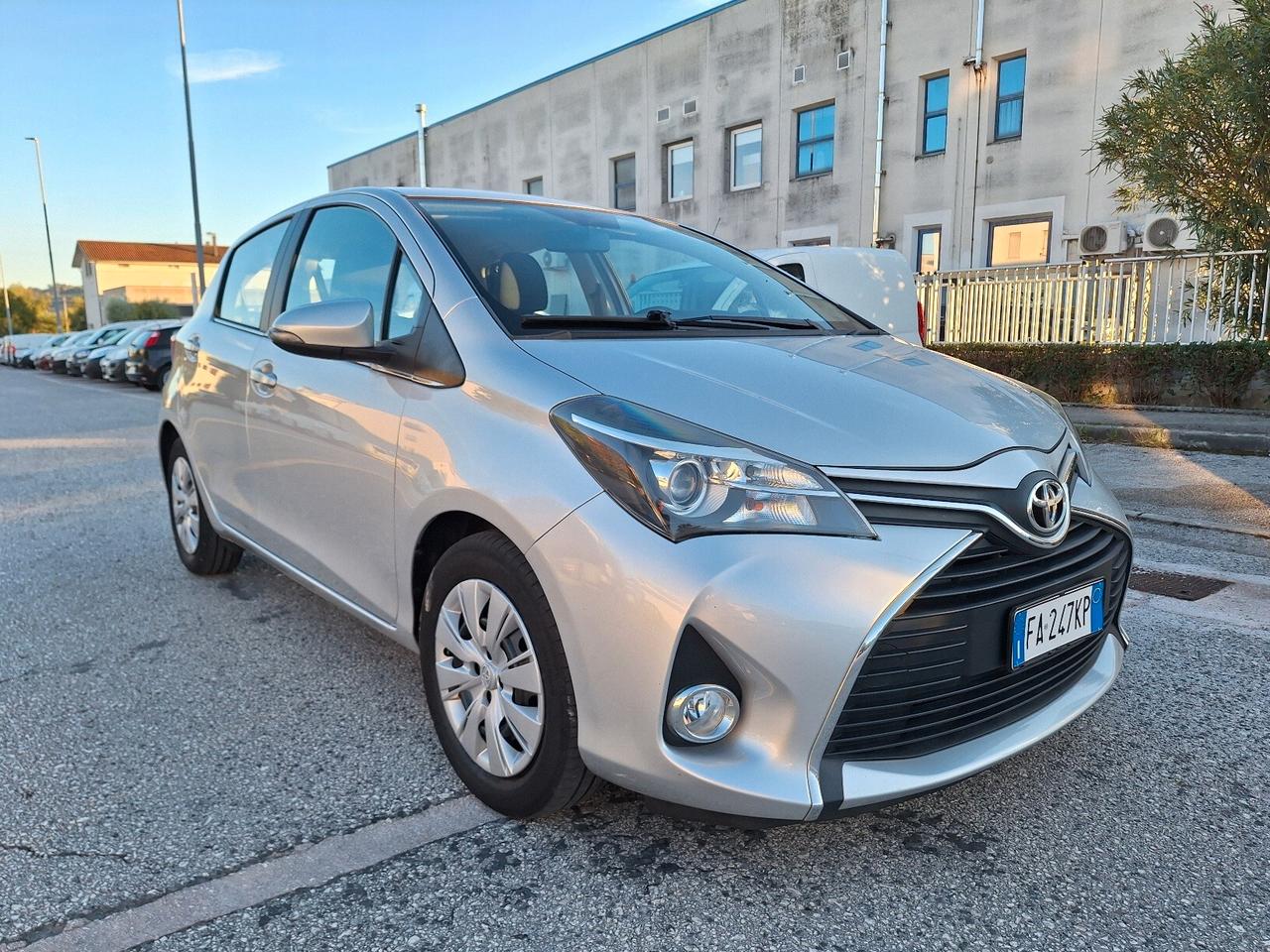 Toyota Yaris 1.4 D-4D 5 porte Active